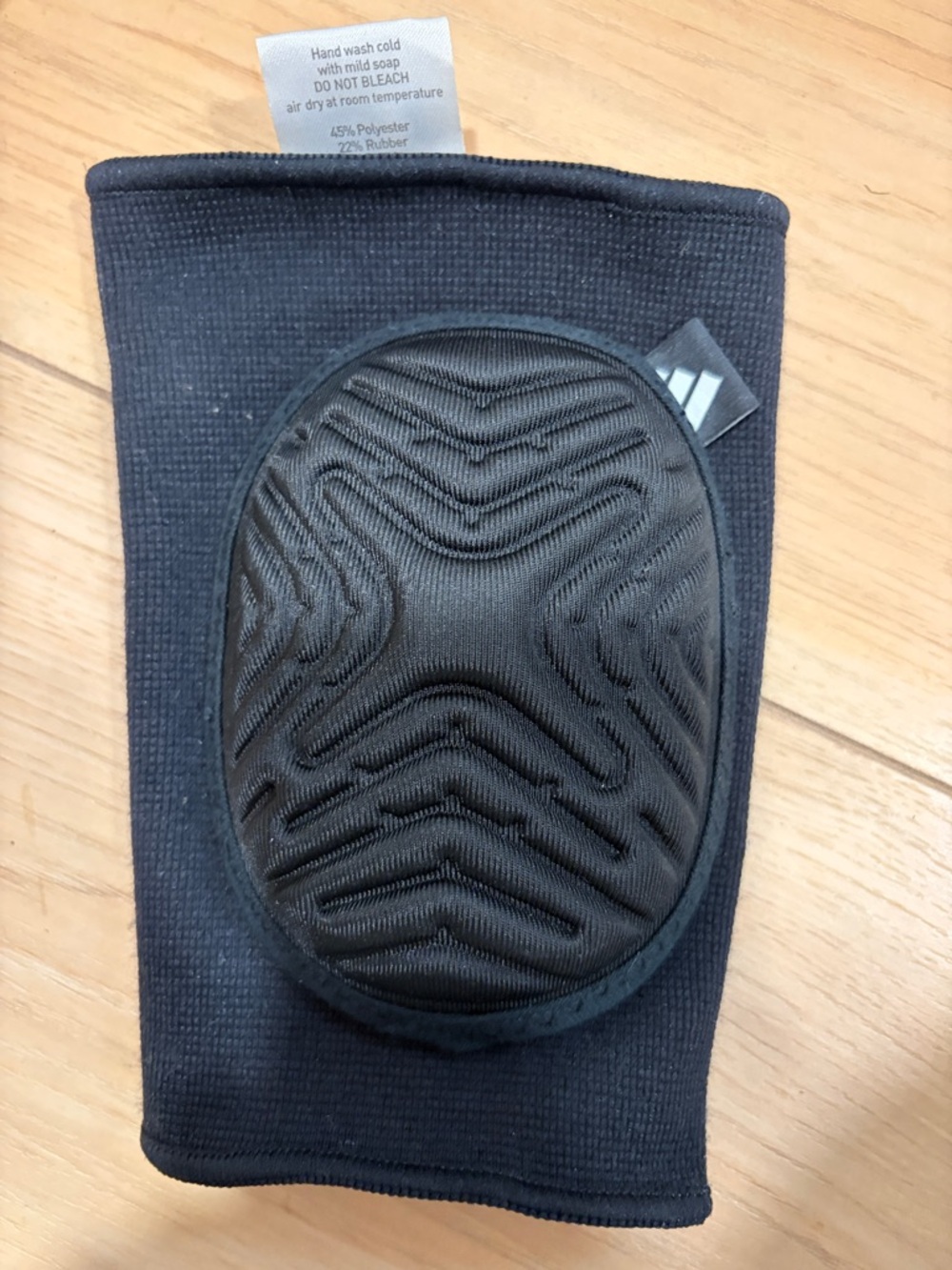 Wrestling Black Knee Pad with Textured Foam Grip